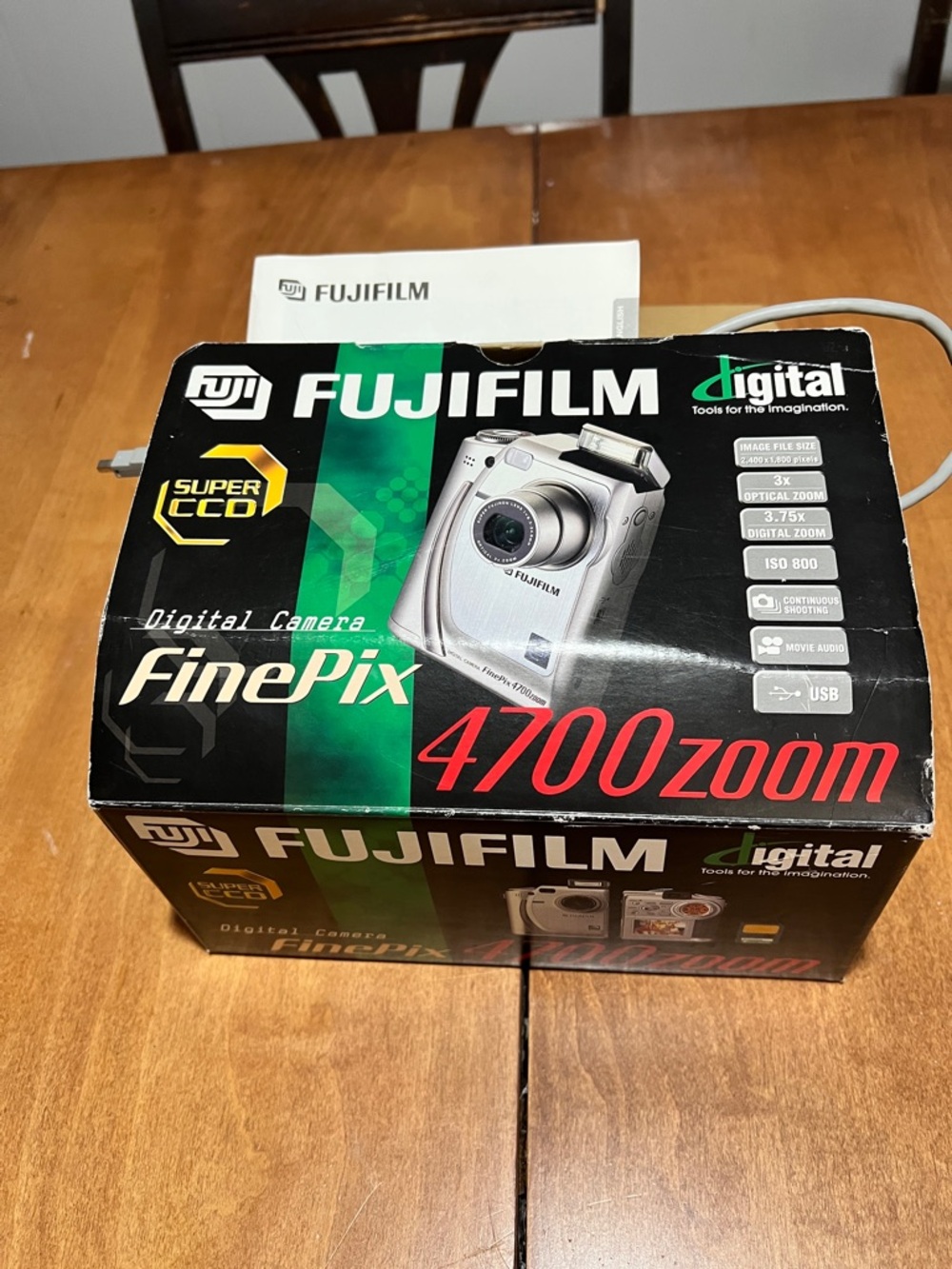 Fujifilm FinePix 4700 Zoom Digital Camera